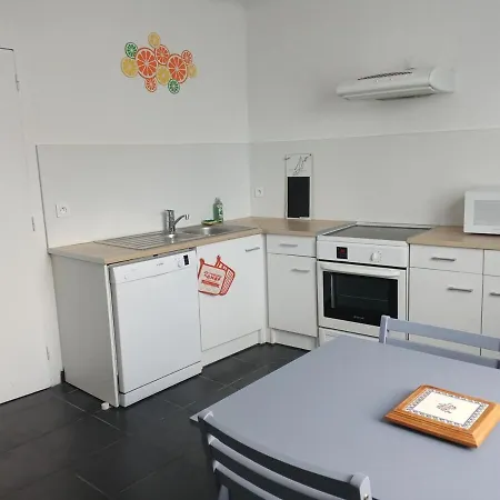 Maison De Bourg בית נופש *